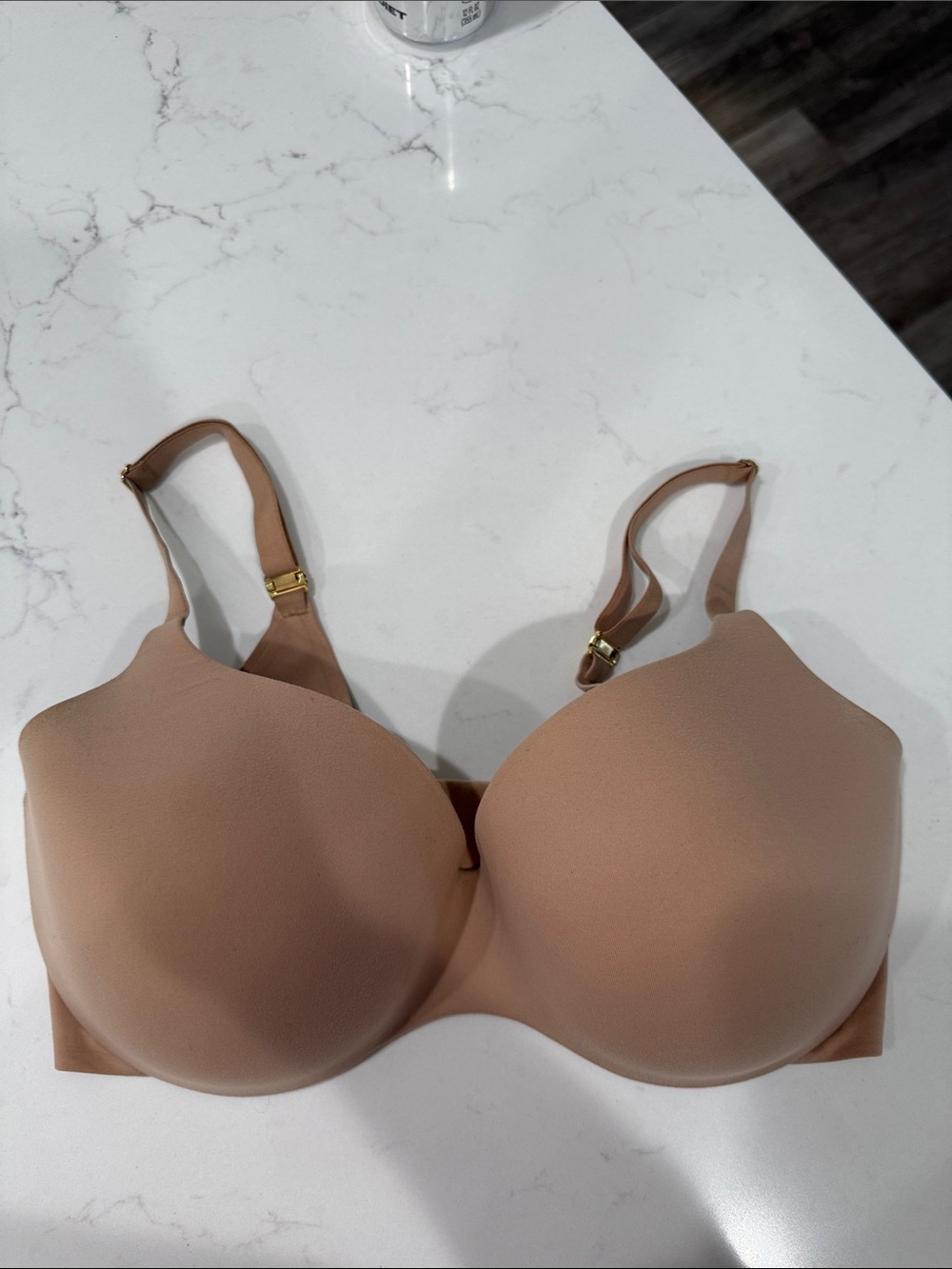 Victoria's Secret Smooth Nude Bra 34DDD